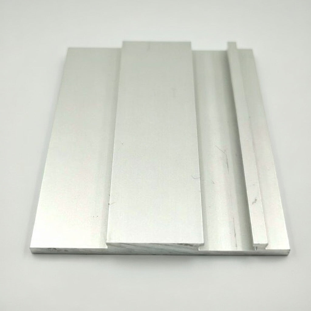 Swissbox, Deluce, keine Werbung, Gravurschild